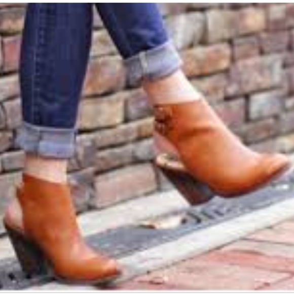 Freebird Smoke bootie - Picture 2 of 10